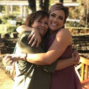 Meet your Posher, Leslie